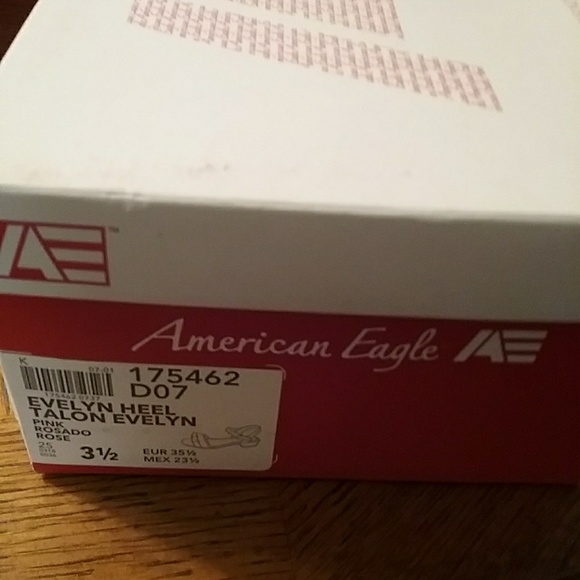 @NWT AMERICA EAGLE SANDALS - Picture 5 of 5